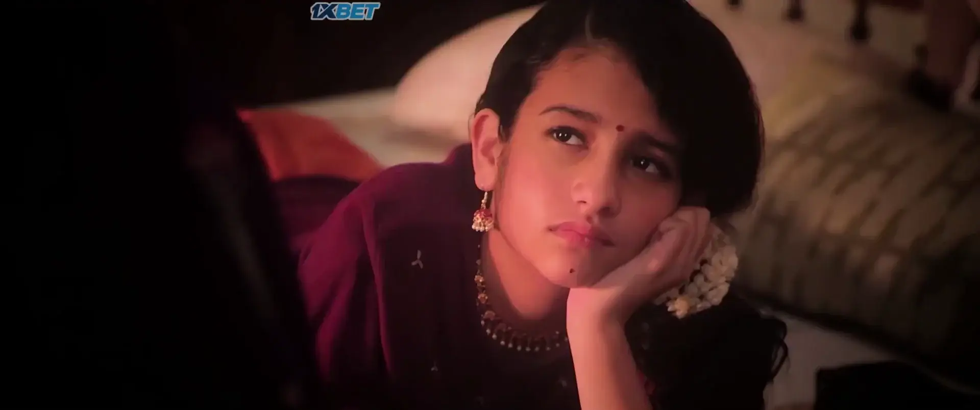 View Param Sundari (2013) — screenshot Param Sundari (2013) — screenshot