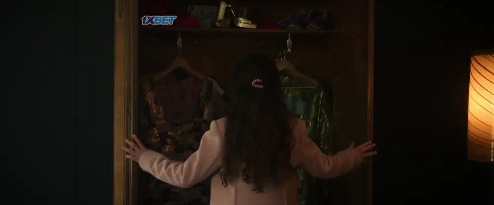 Tinsel Town (2024) — screenshot